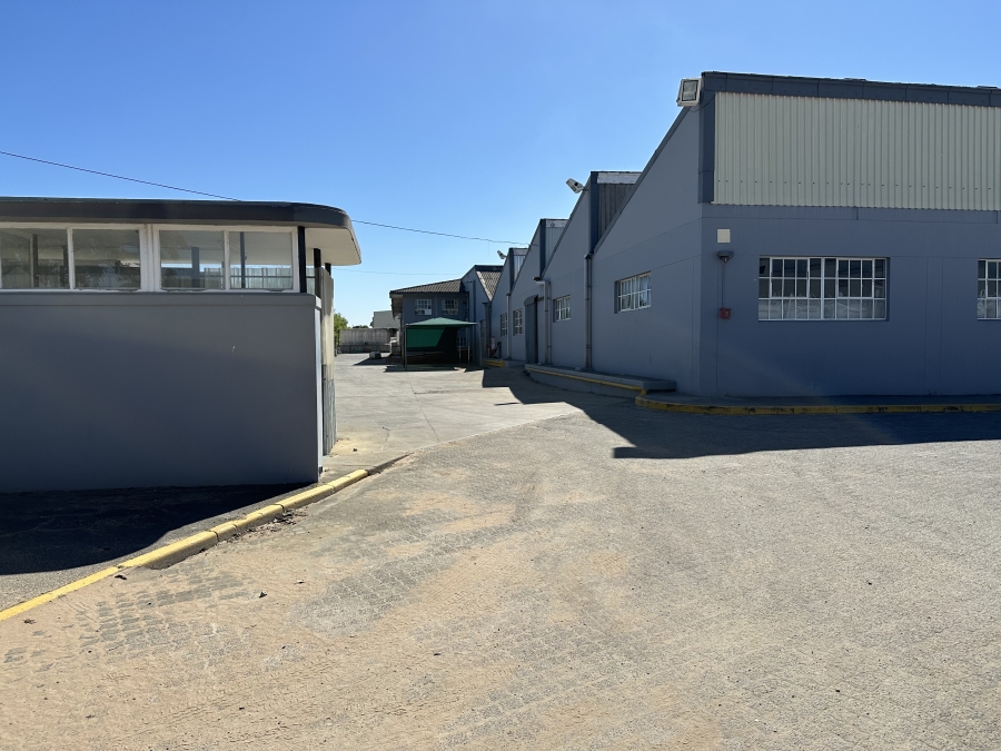 To Let commercial Property for Rent in Dal Josafat Western Cape